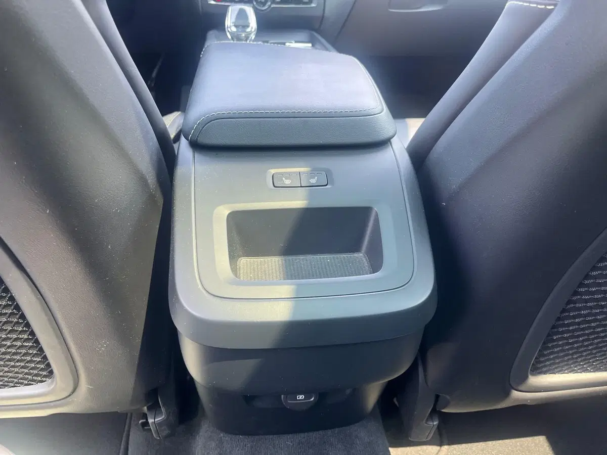 Volvo XC60 usata a Como (12)
