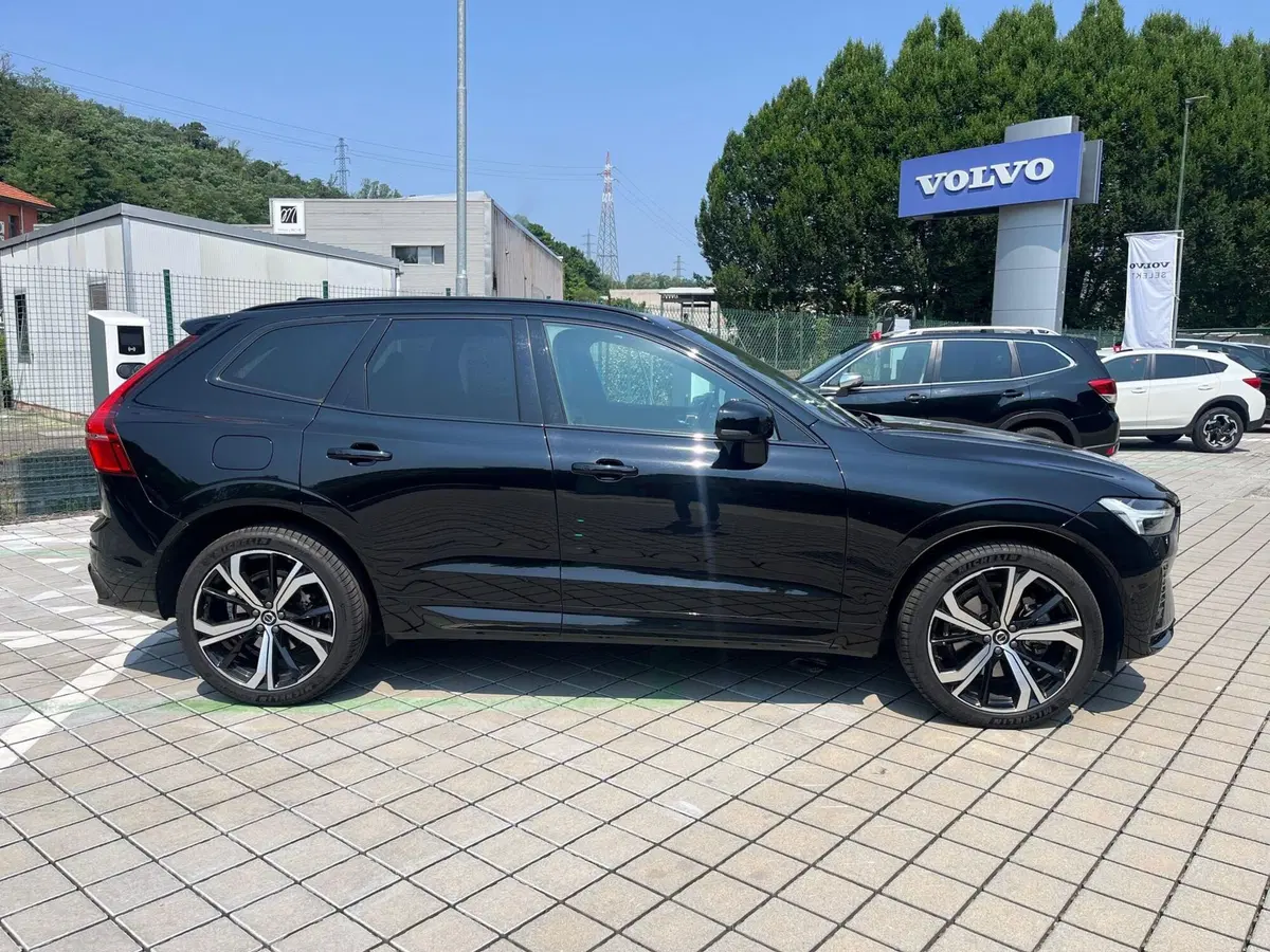 Volvo XC60 usata a Como (3)