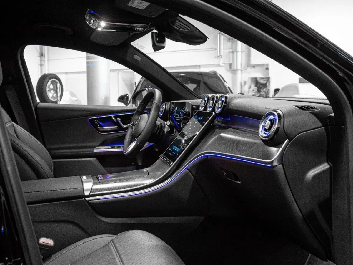Mercedes-Benz GLC SUV nuova a Ancona (17)