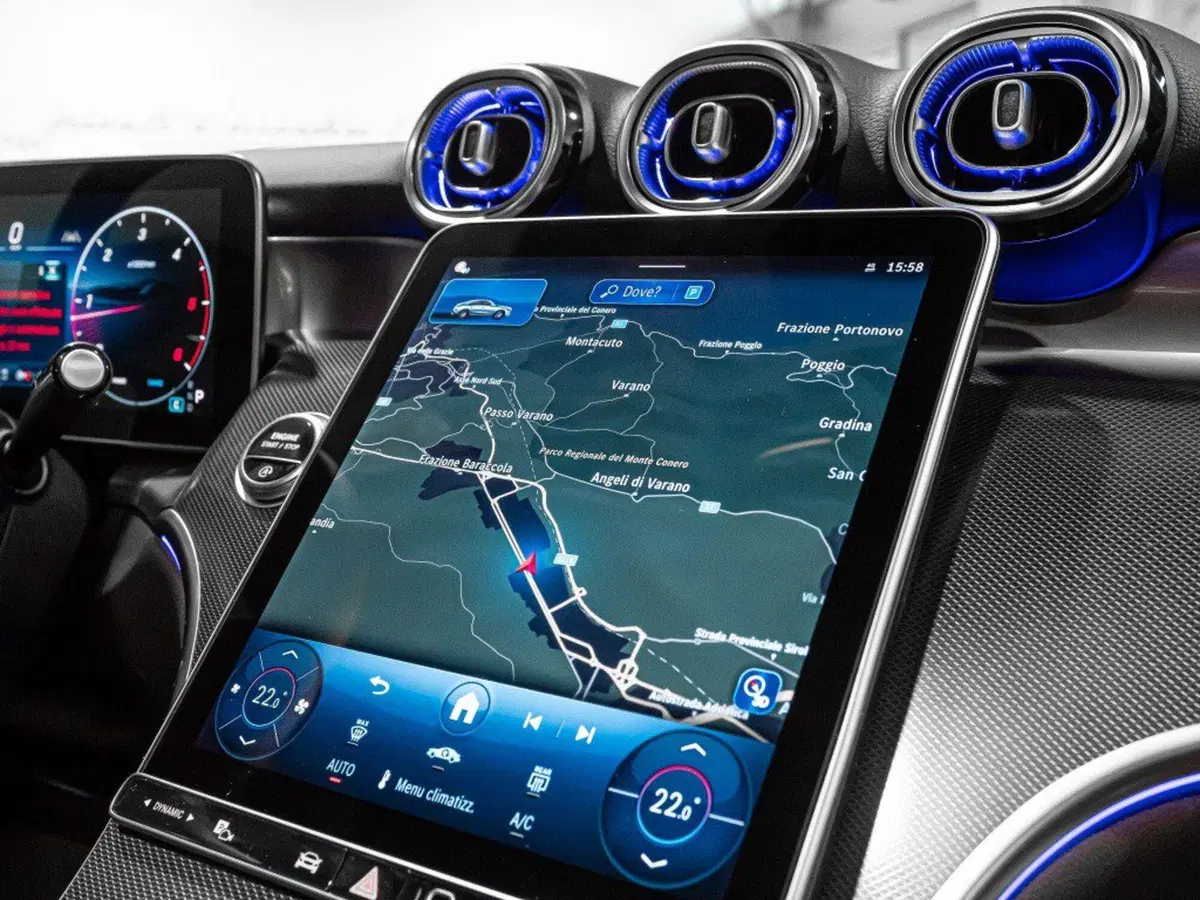 Mercedes-Benz GLC SUV nuova a Ancona (19)