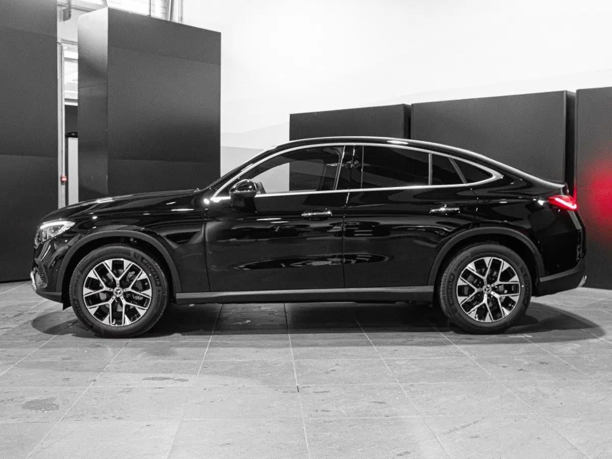 Mercedes-Benz GLC SUV nuova a Ancona (2)