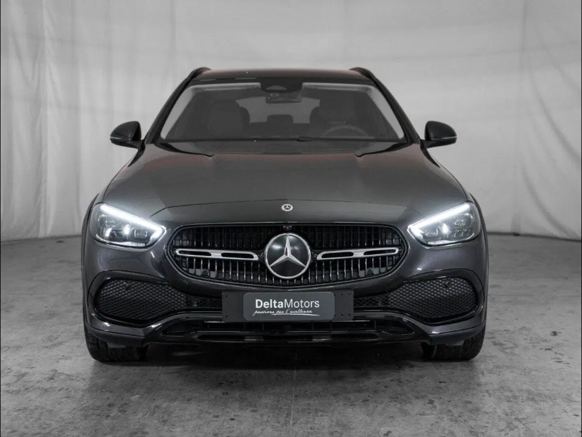 Mercedes-Benz Classe C Station Wagon nuova a Macerata (5)