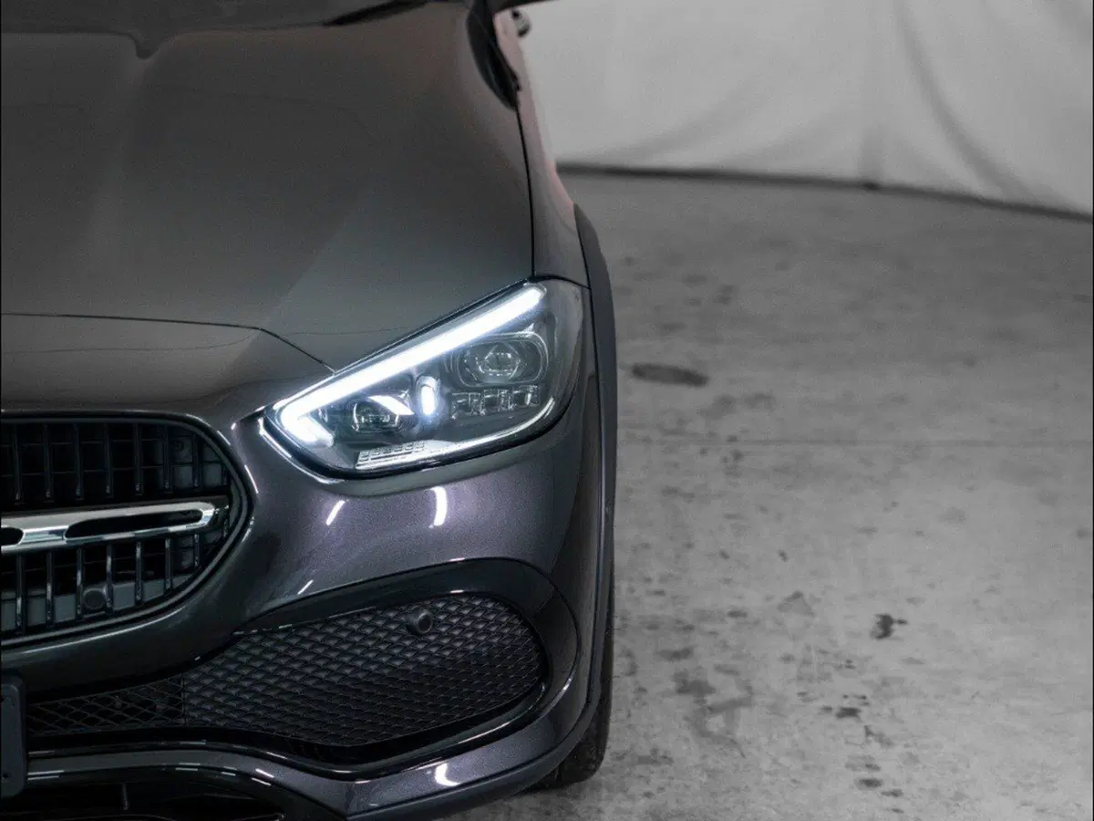 Mercedes-Benz Classe C Station Wagon nuova a Macerata (6)
