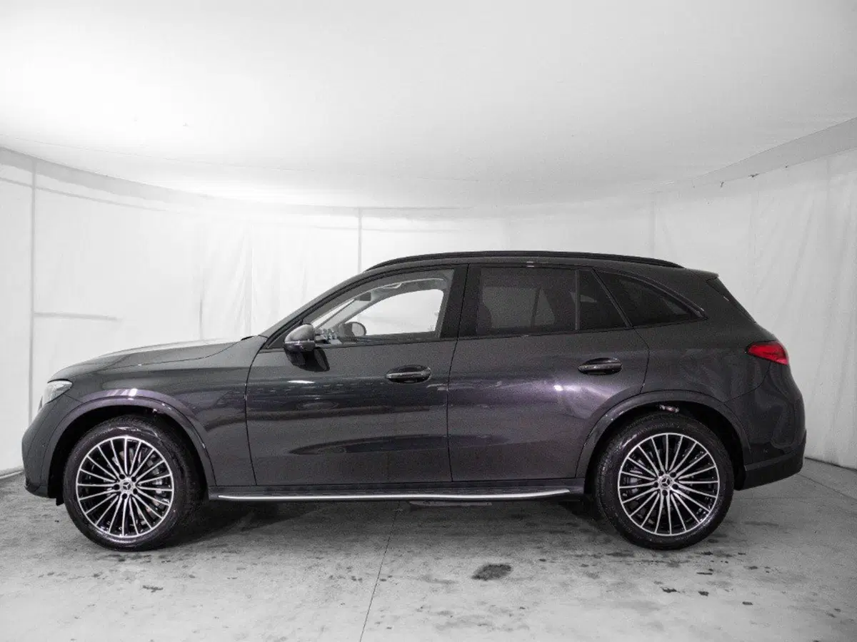 Mercedes-Benz GLC SUV nuova a Macerata (2)