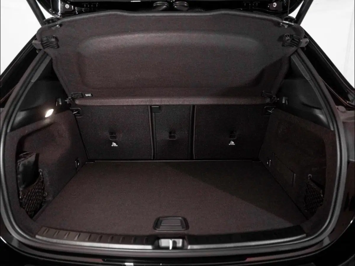 Mercedes-Benz GLA SUV nuova a Ancona (10)