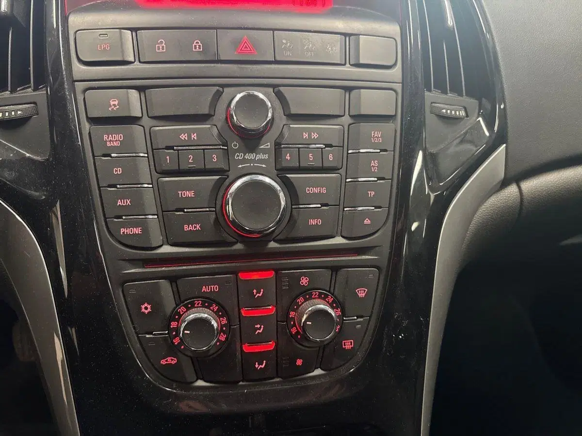 Opel Astra Station Wagon usata a Torino (14)