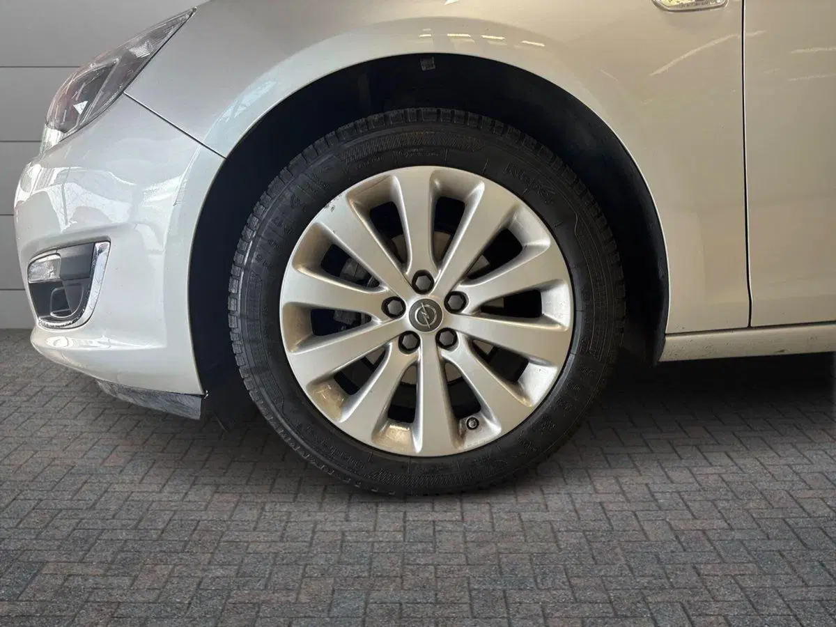 Opel Astra Station Wagon usata a Torino (7)