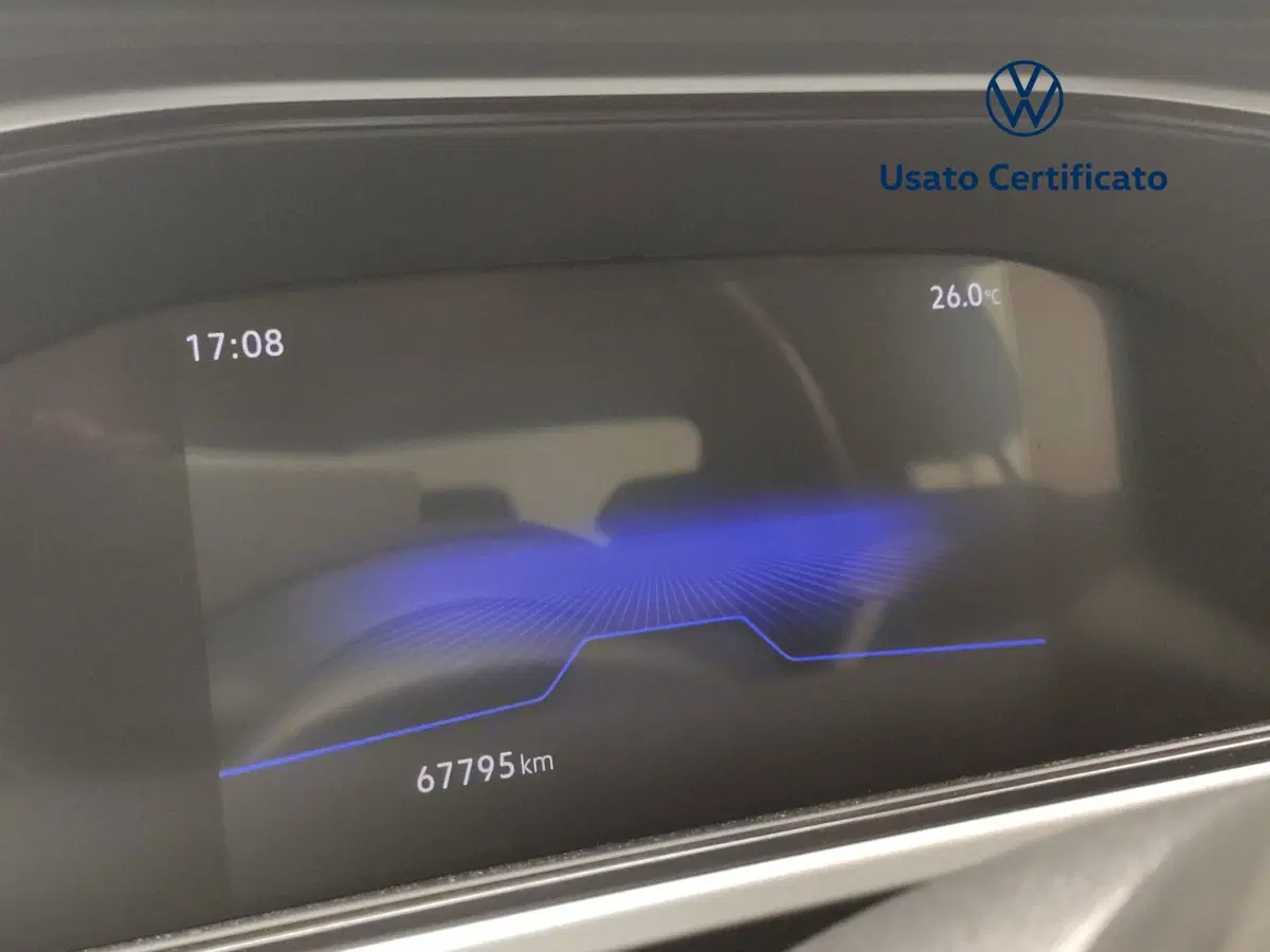 Volkswagen T-Roc usata a Avellino (17)