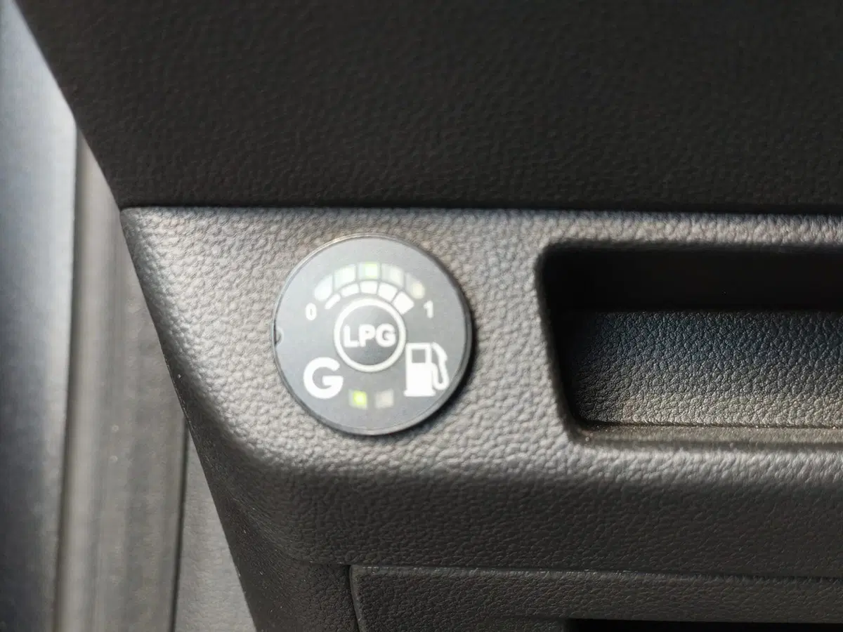 Renault Clio usata a Brescia (9)