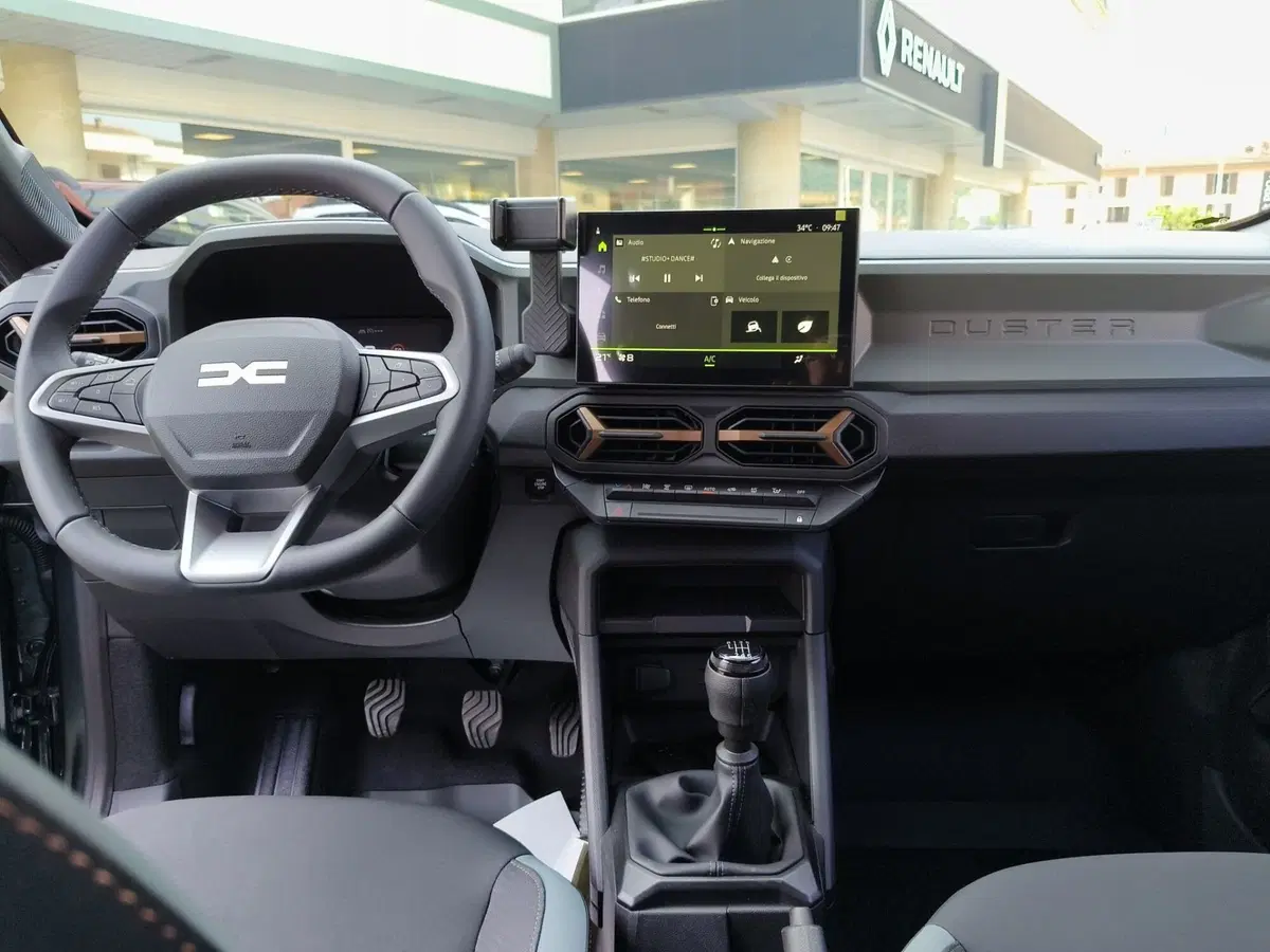 Dacia Duster nuova a Brescia (14)