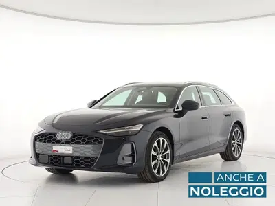 Audi A6 Avant 2.0 tdi mhev + Business quattro 204cv s-tronic del 2025 usata a Alessandria