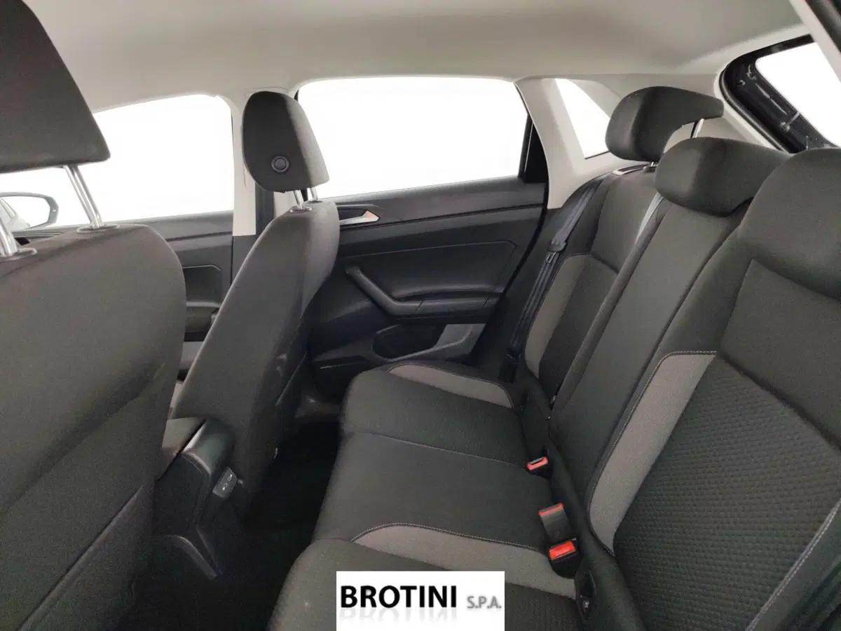 Volkswagen Polo usata a Massa-Carrara (10)