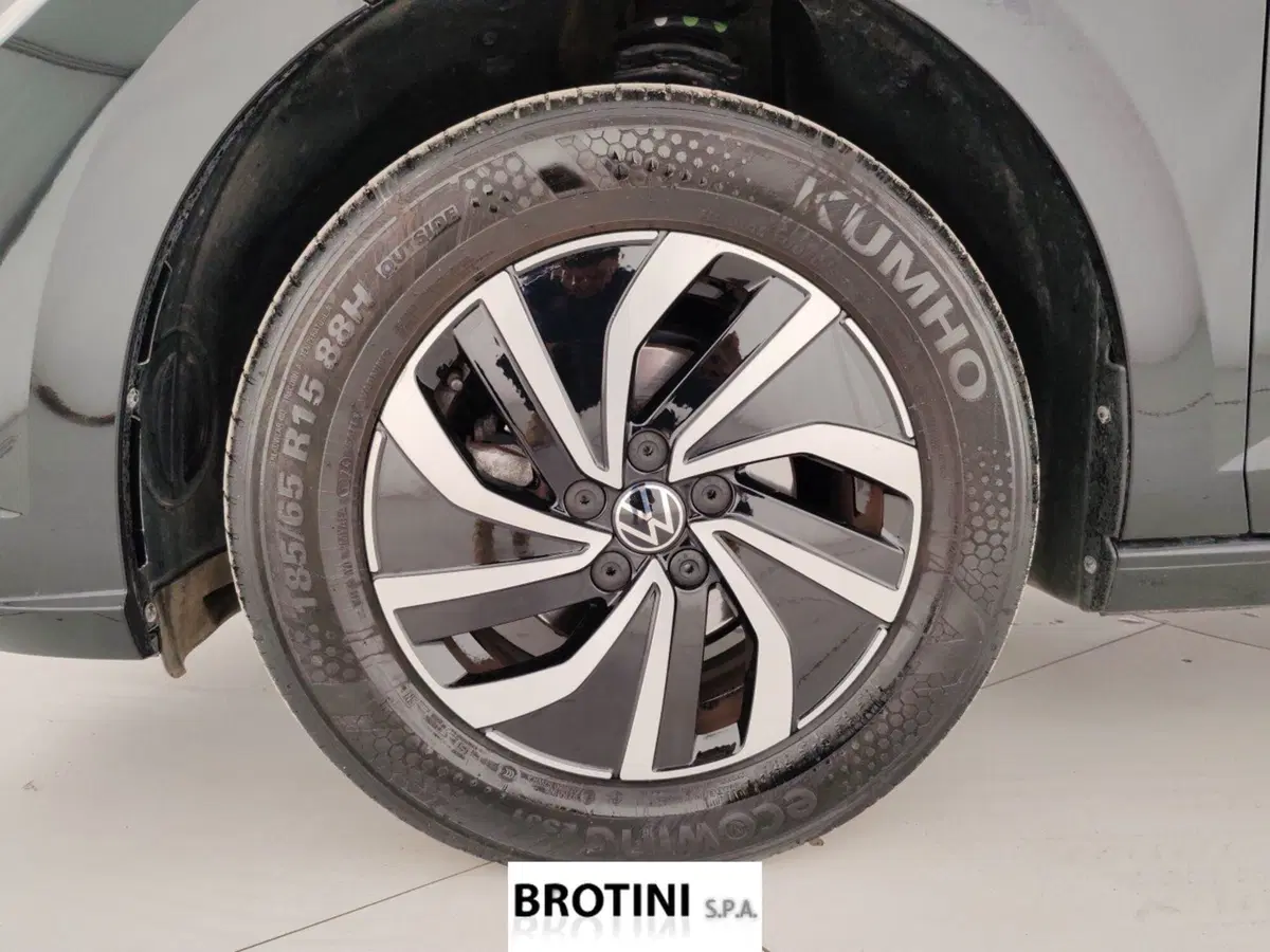 Volkswagen Polo usata a Massa-Carrara (6)