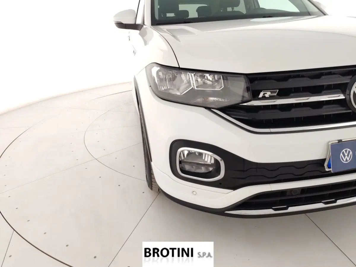 Volkswagen T-Cross usata a Massa-Carrara (5)