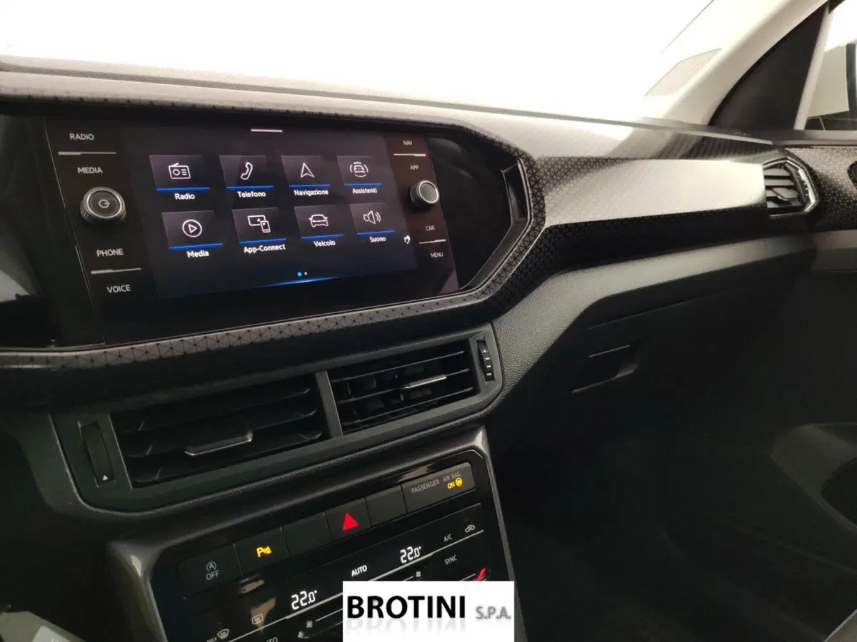 Volkswagen T-Cross usata a Massa-Carrara (12)