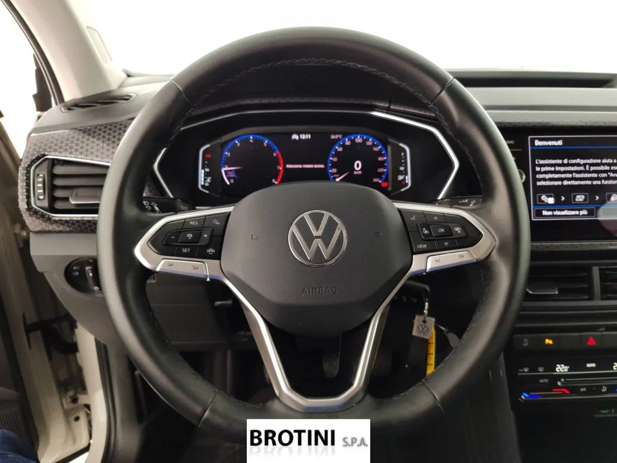 Volkswagen T-Cross usata a Massa-Carrara (14)