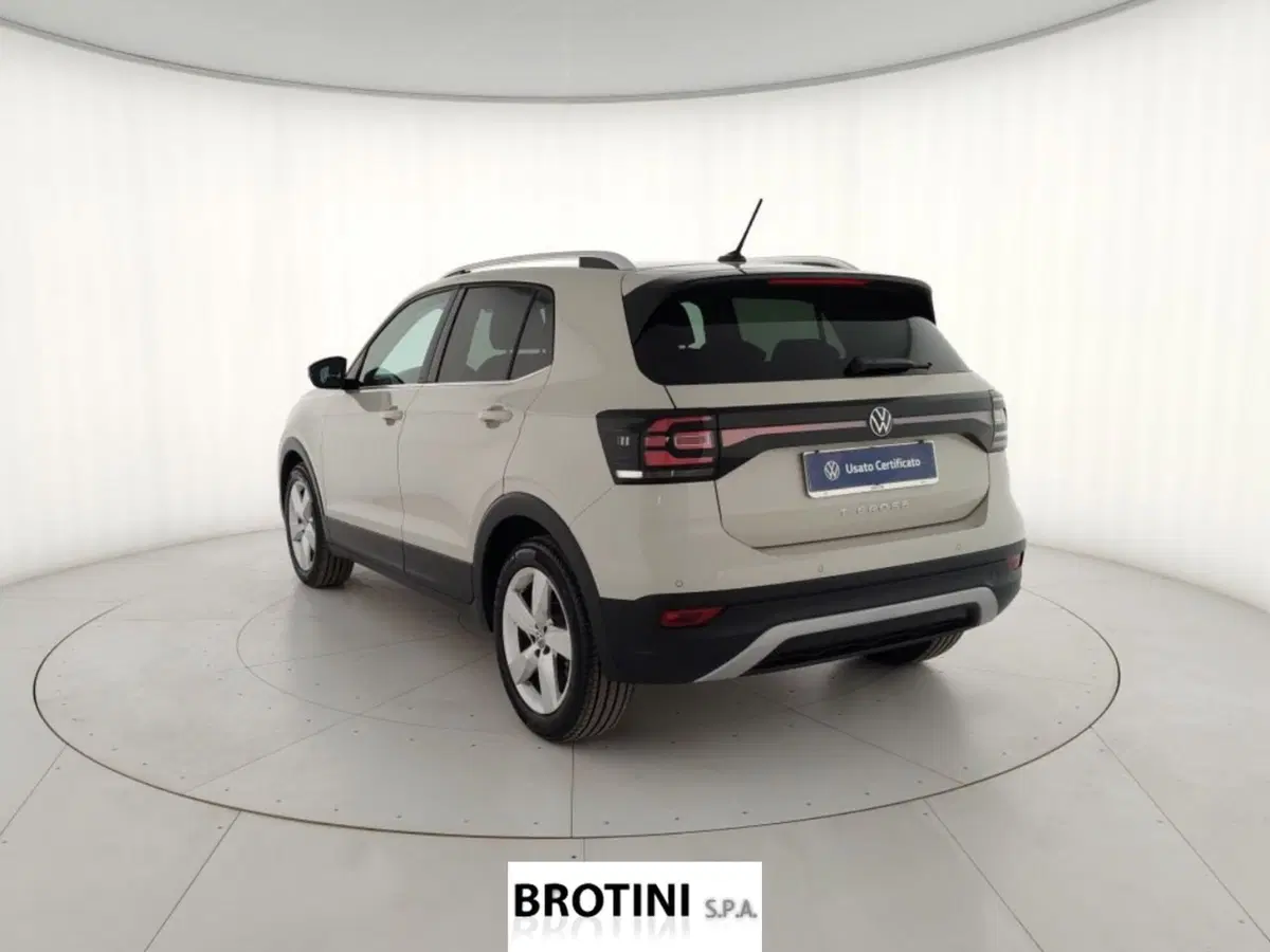 Volkswagen T-Cross usata a Massa-Carrara (2)