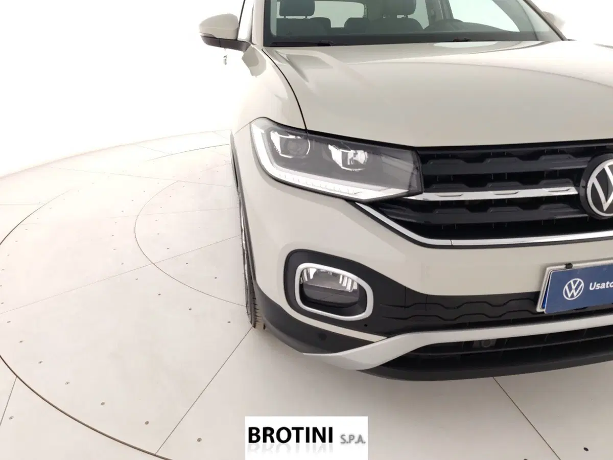 Volkswagen T-Cross usata a Massa-Carrara (5)