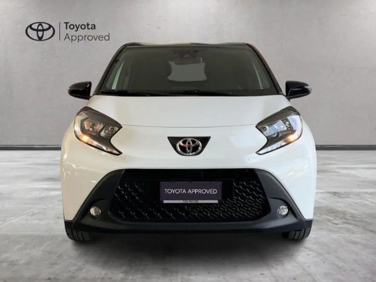 Toyota Aygo X usata a Perugia (14)