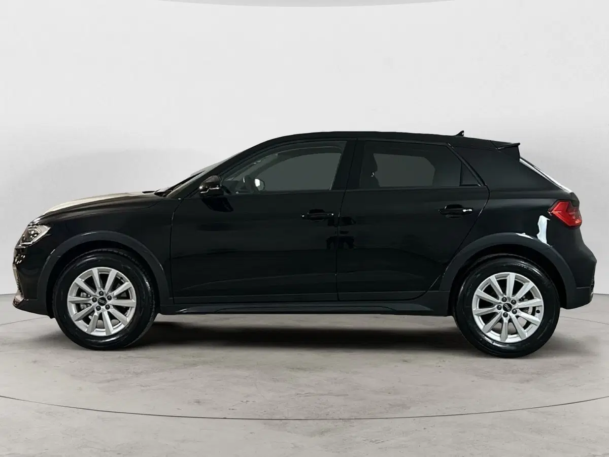 Audi A1 allstreet usata a Napoli (3)
