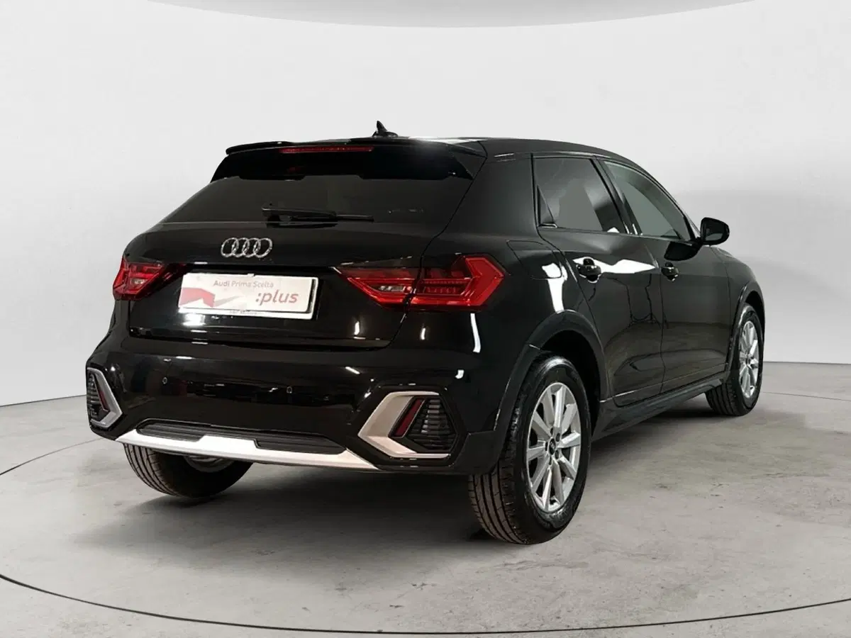 Audi A1 allstreet usata a Napoli (4)