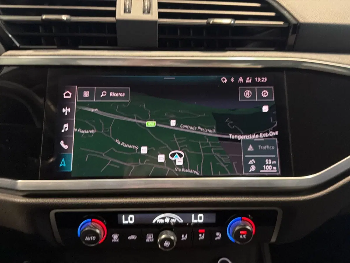 Audi Q3 Sportback usata a Napoli (12)