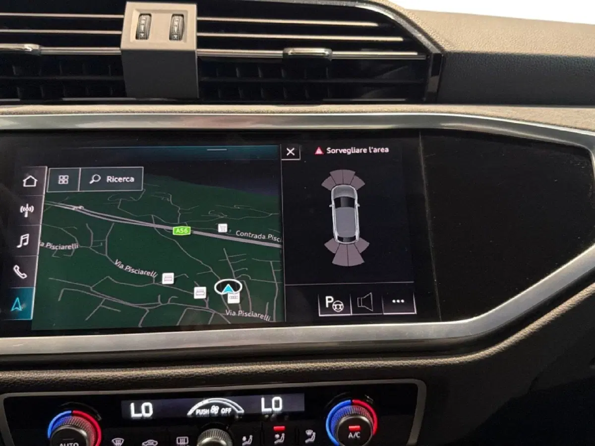 Audi Q3 Sportback usata a Napoli (13)