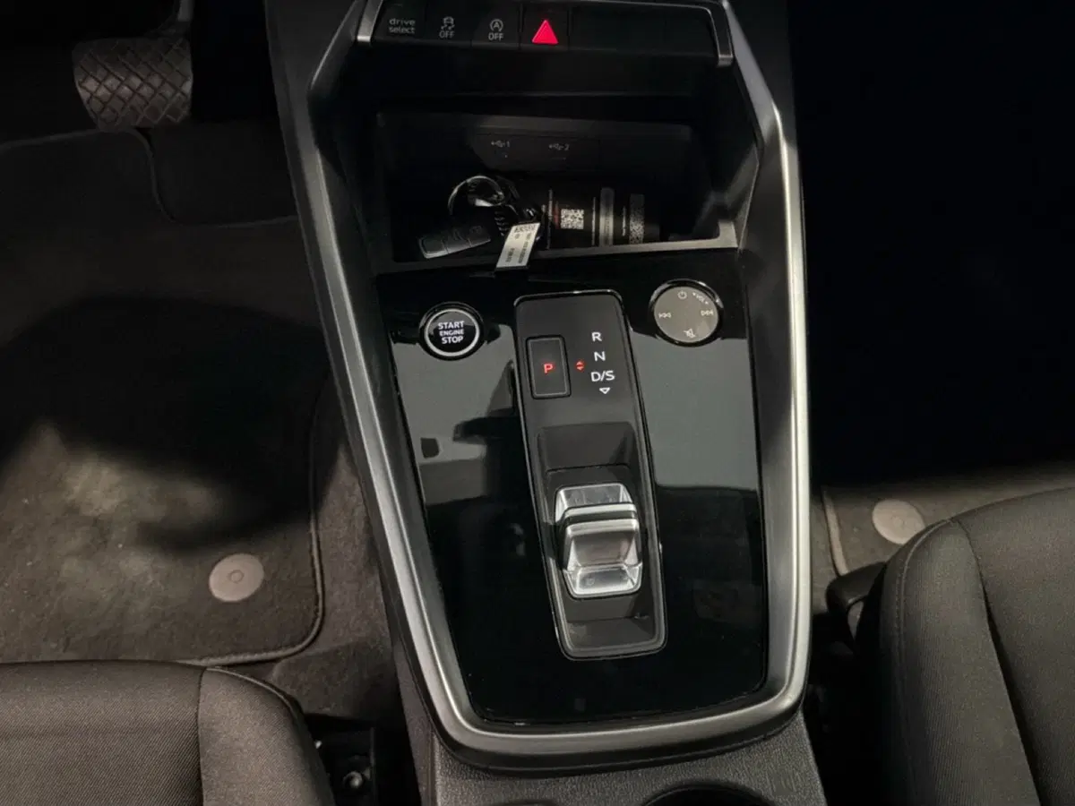 Audi A3 Sportback usata a Napoli (11)