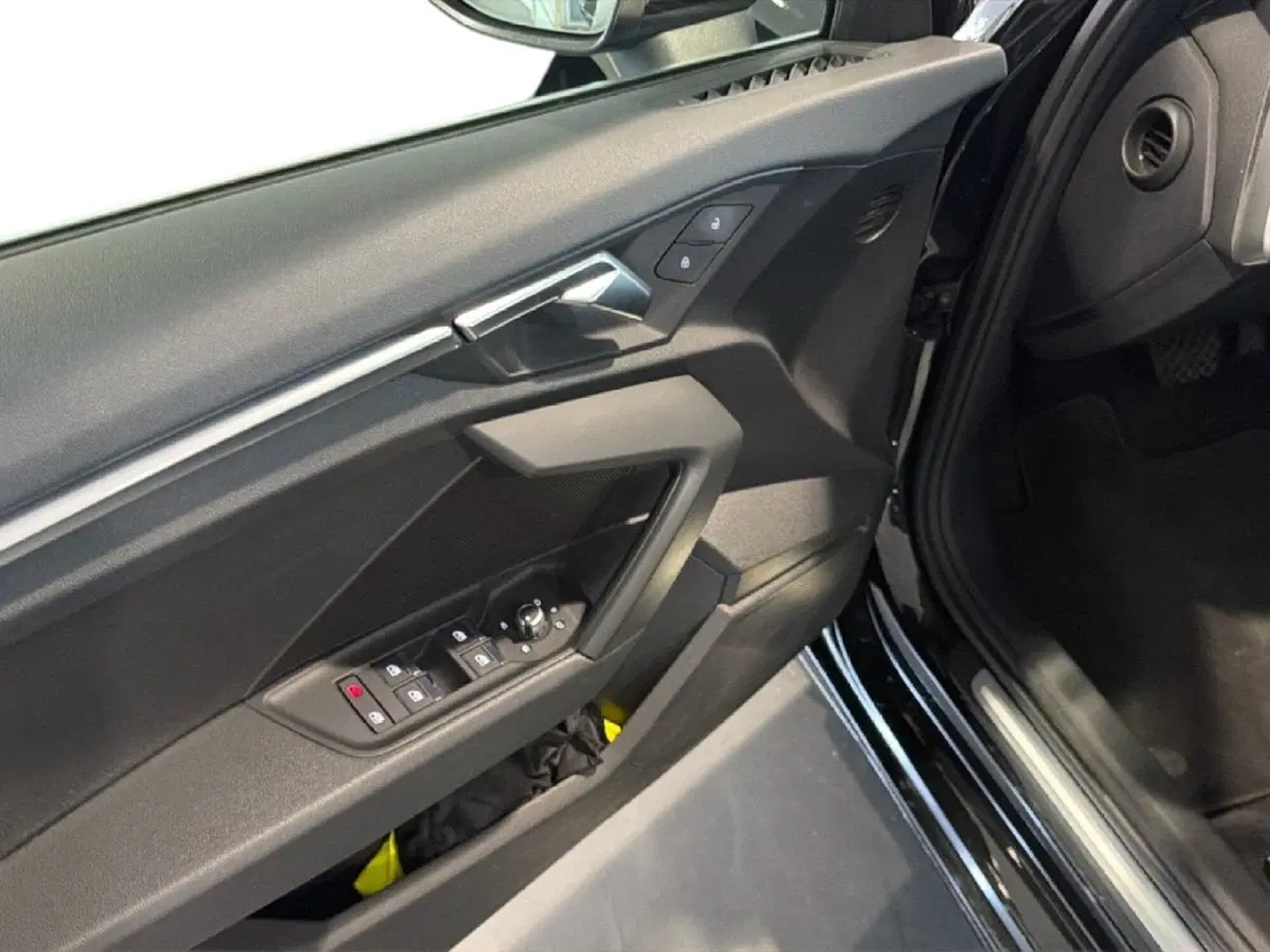 Audi A3 Sportback usata a Napoli (20)