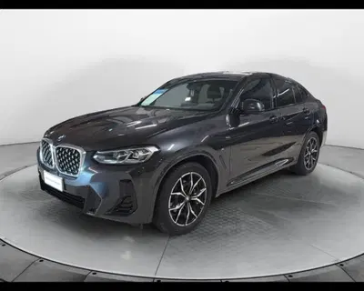 BMW X4 xdrive20d mhev 48V Msport auto del 2022 usata a Pozzuoli