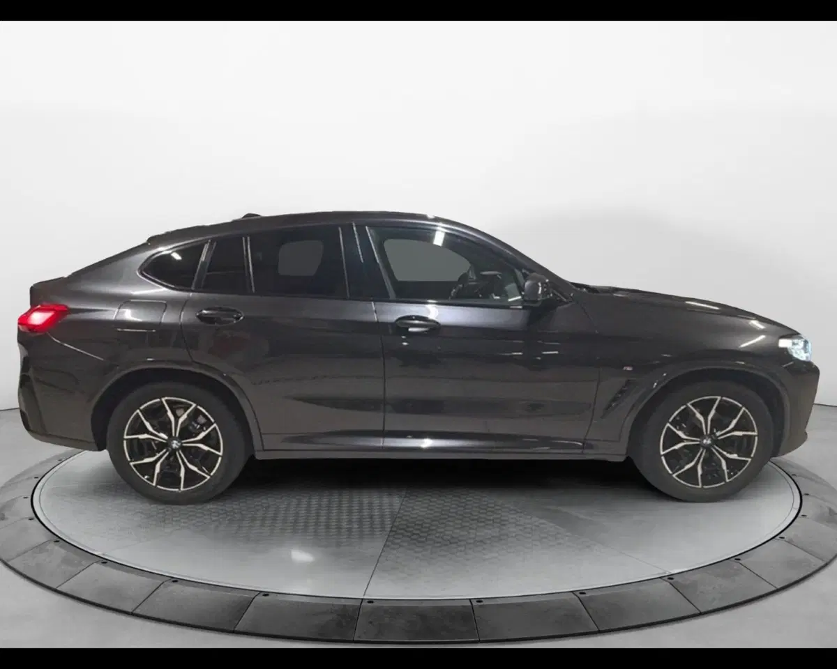 BMW X4 usata a Napoli (5)