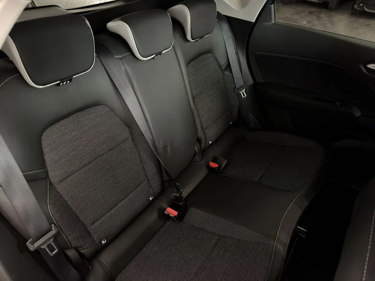 Renault Captur usata a Milano (18)