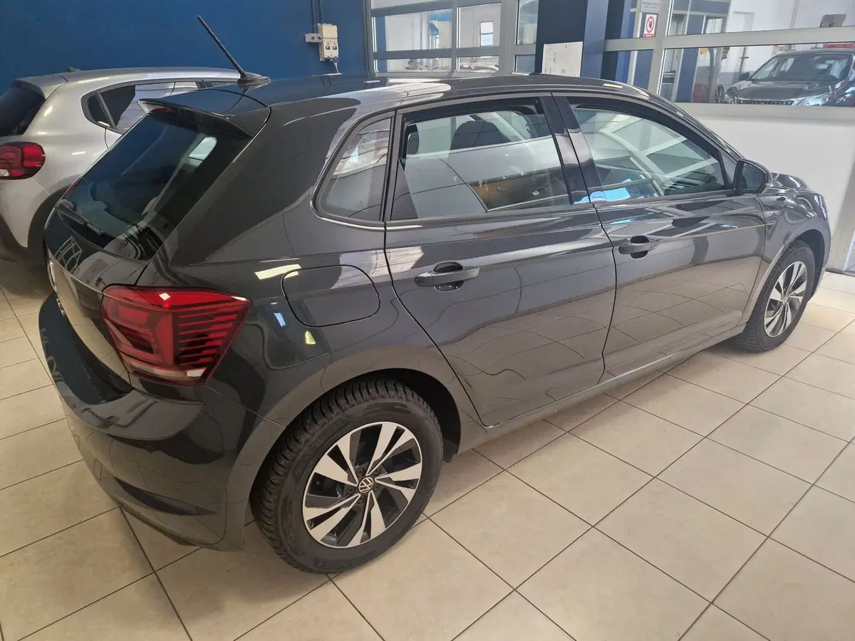 Volkswagen Polo usata a Varese (7)