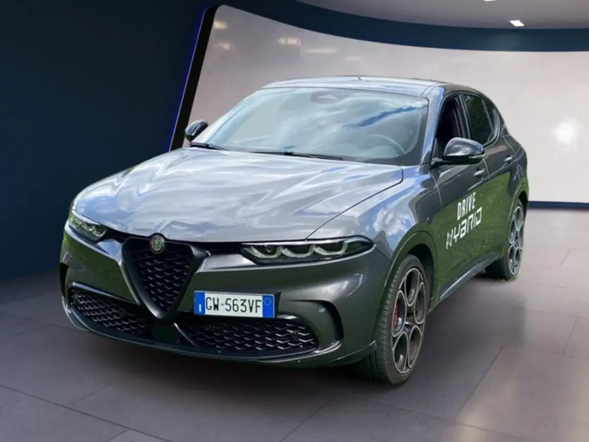 Alfa Romeo Tonale usata a Salerno