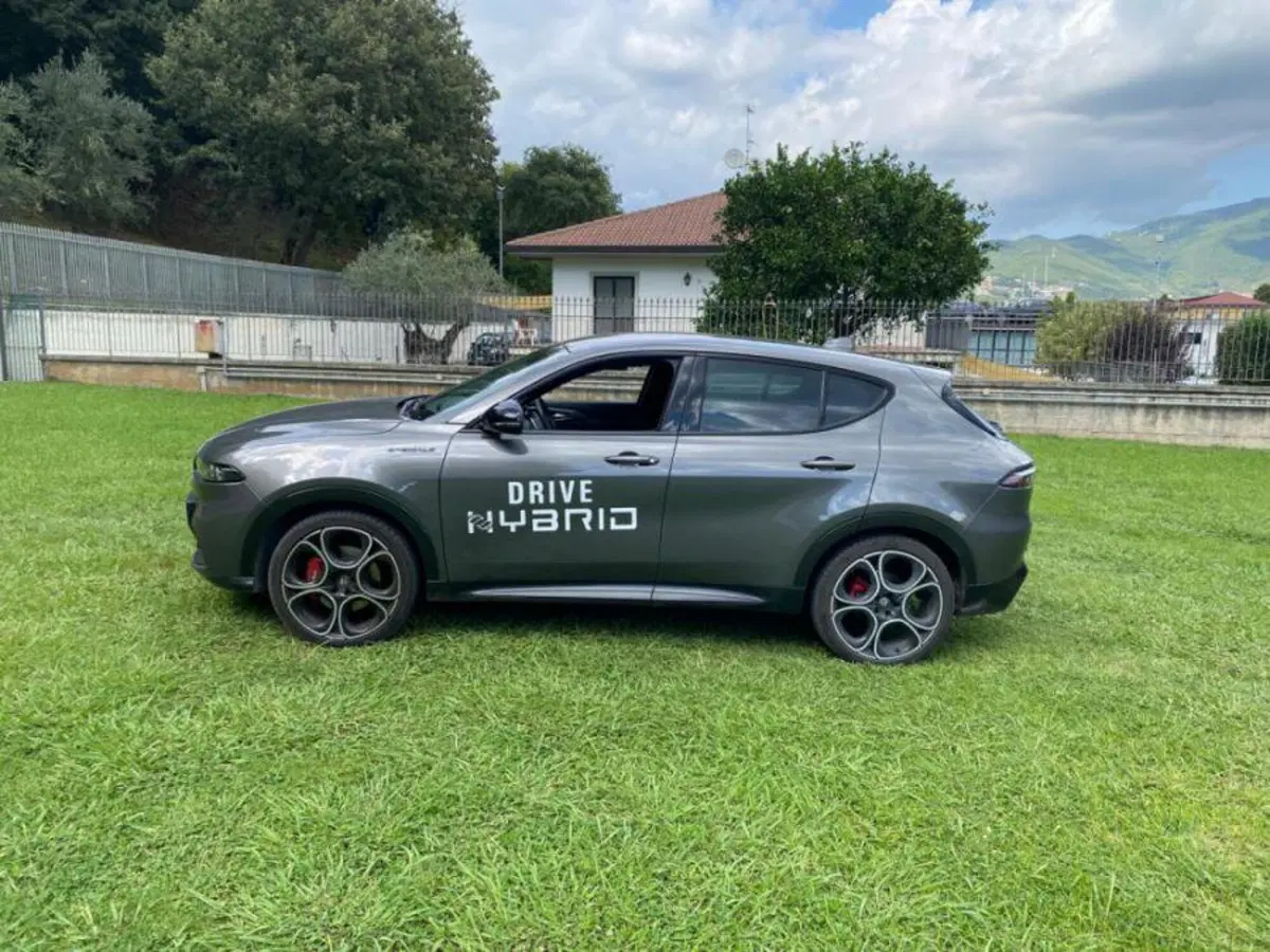 Alfa Romeo Tonale usata a Salerno (10)