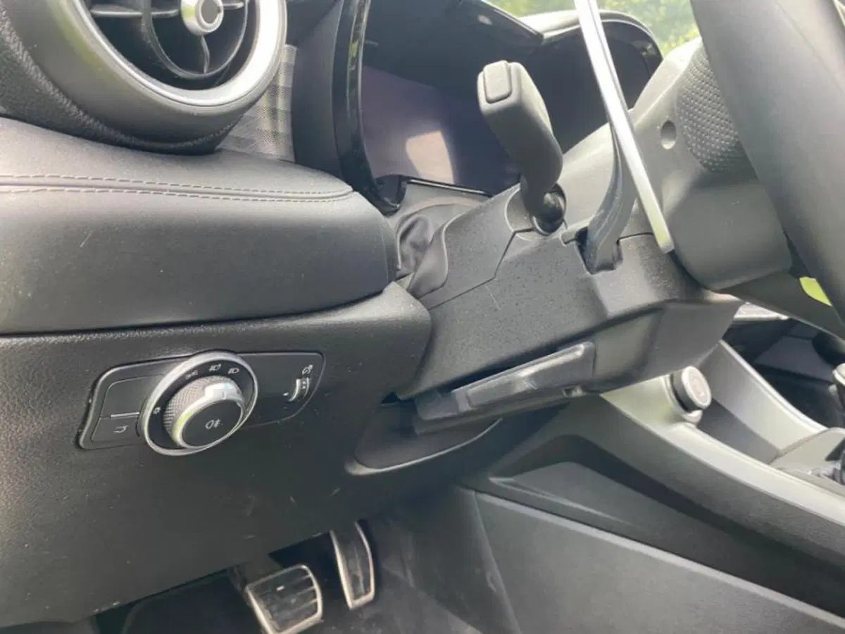 Alfa Romeo Tonale usata a Salerno (19)