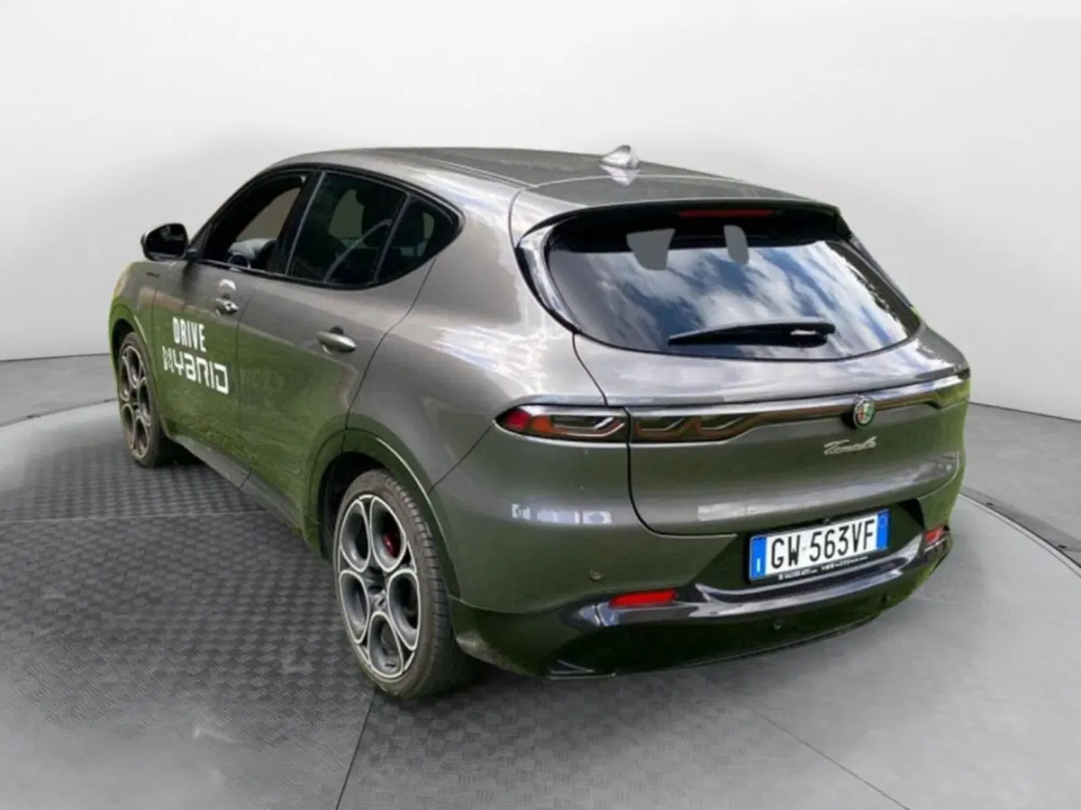 Alfa Romeo Tonale usata a Salerno (3)
