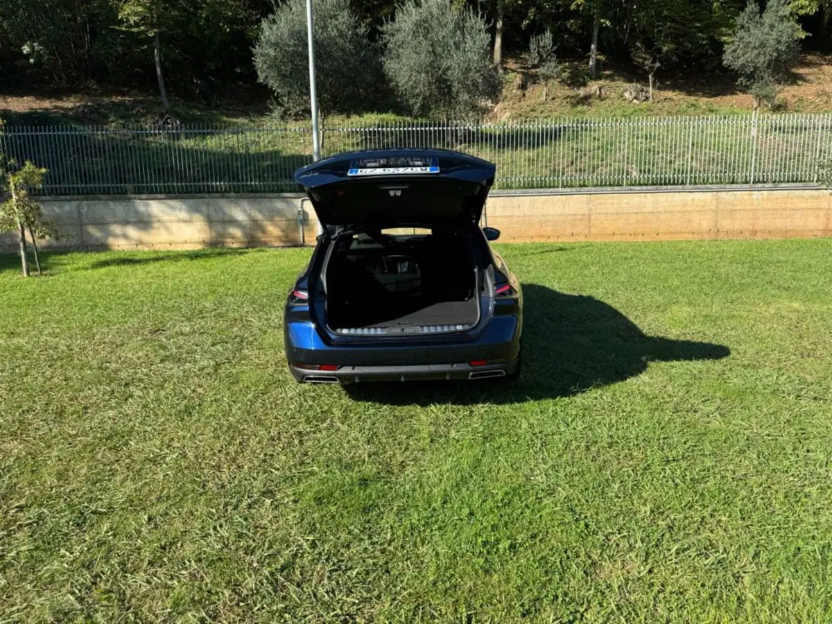 Peugeot 508 SW nuova a Salerno (12)