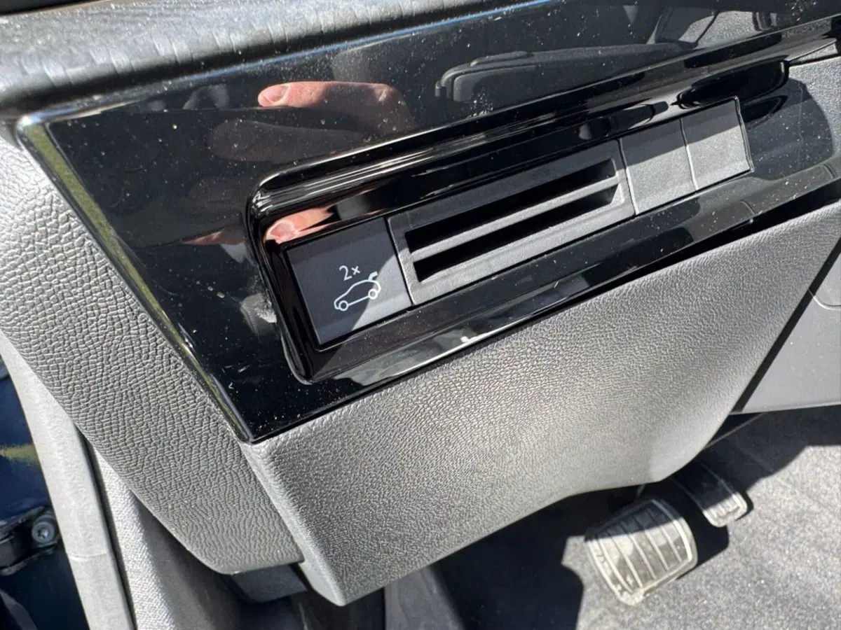 Peugeot 508 SW nuova a Salerno (19)