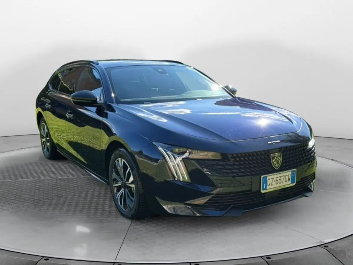 Peugeot 508 SW nuova a Salerno (2)