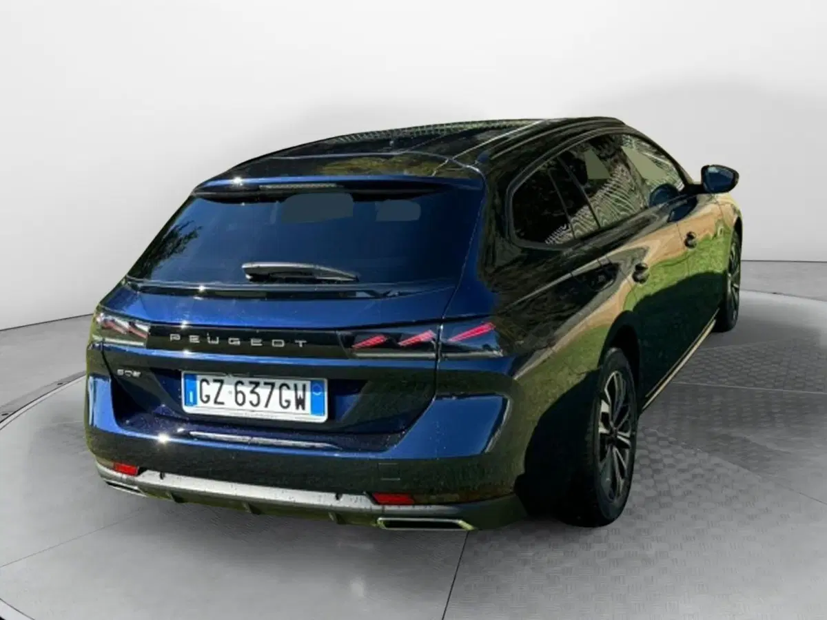Peugeot 508 SW nuova a Salerno (4)