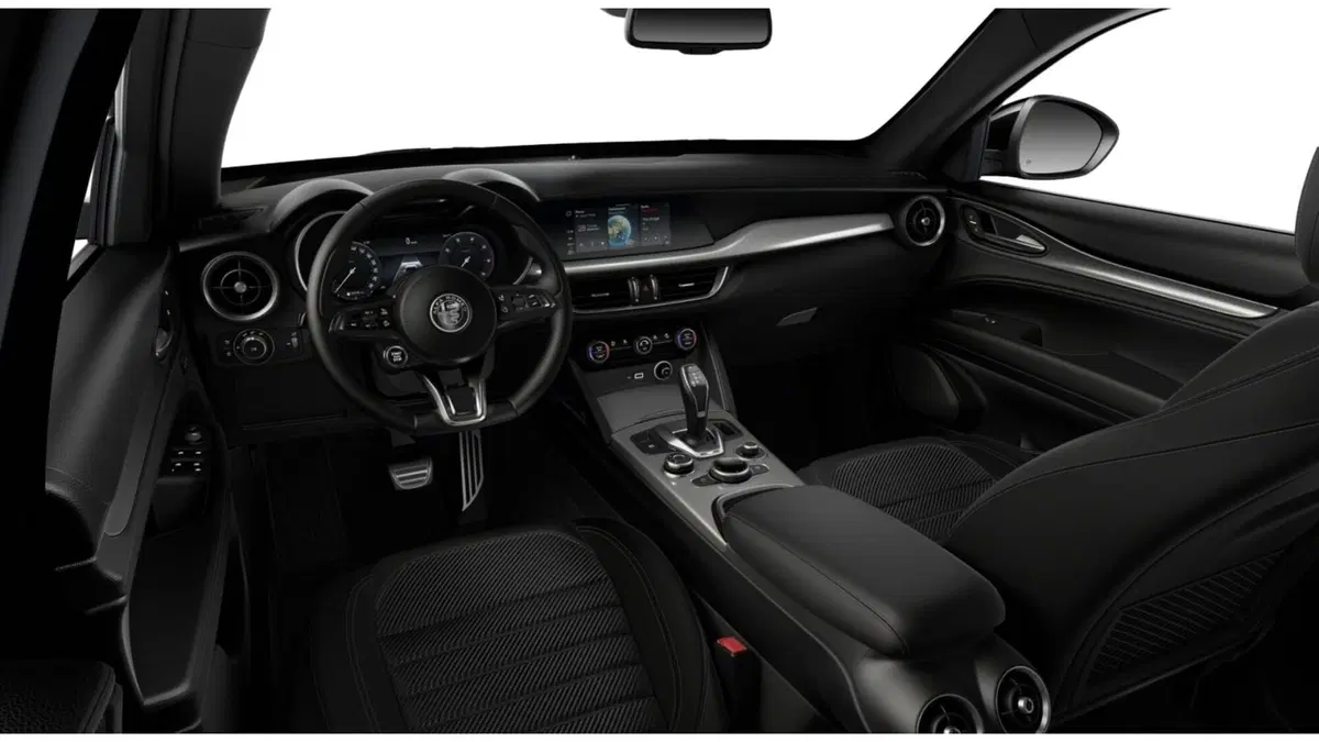 Alfa Romeo Stelvio nuova a Salerno (7)