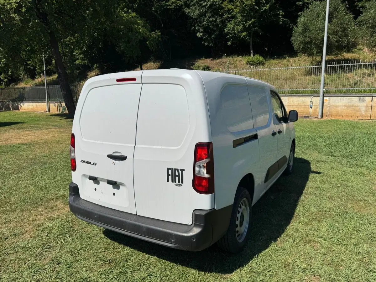 Fiat Doblò nuova a Salerno (4)