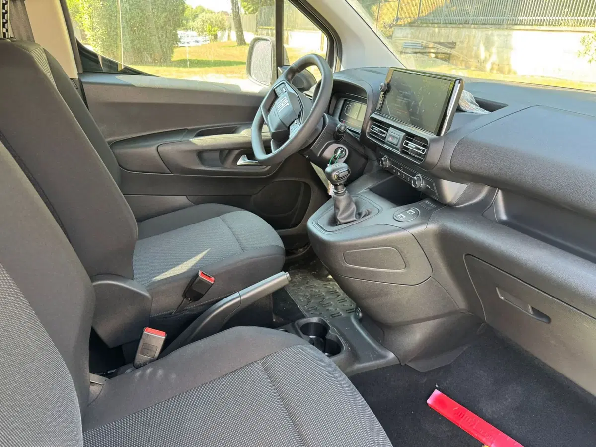 Fiat Doblò nuova a Salerno (7)