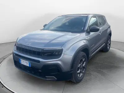 Jeep Avenger 1.2 turbo Longitude fwd 100cv del 2024 usata a Fisciano