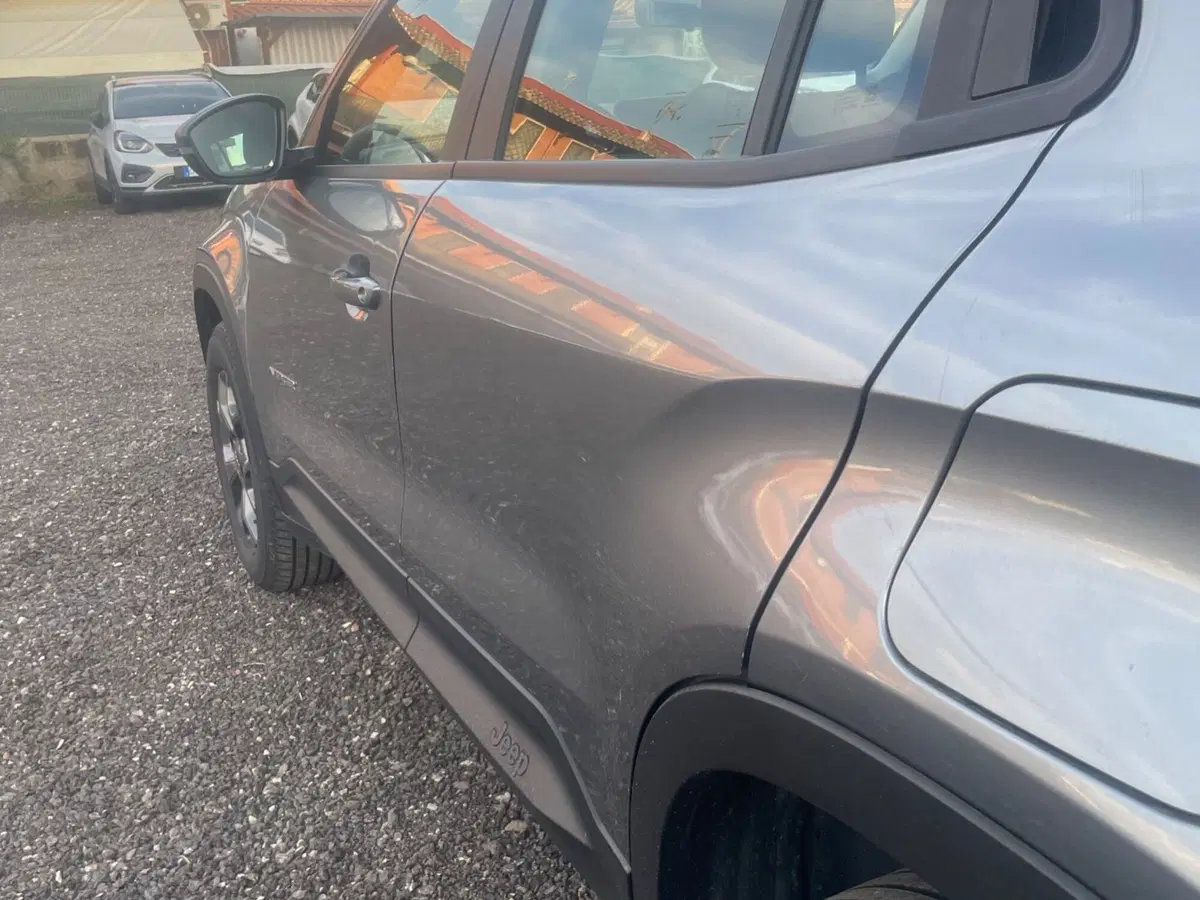Jeep Avenger usata a Salerno (12)