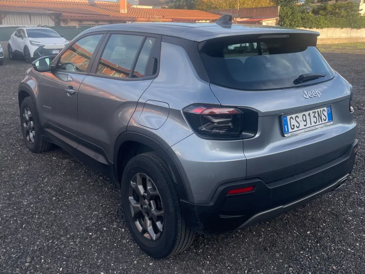 Jeep Avenger usata a Salerno (3)