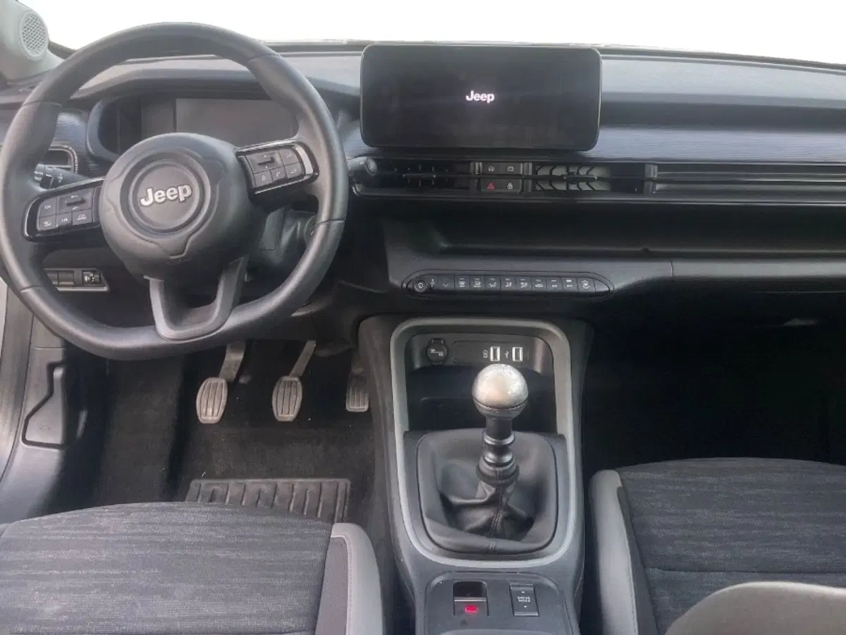 Jeep Avenger usata a Salerno (5)