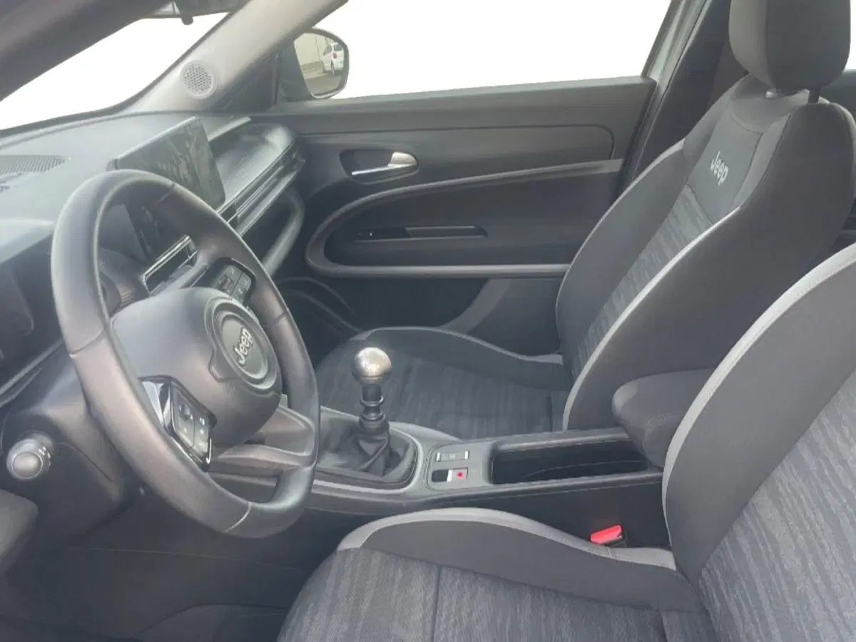 Jeep Avenger usata a Salerno (6)