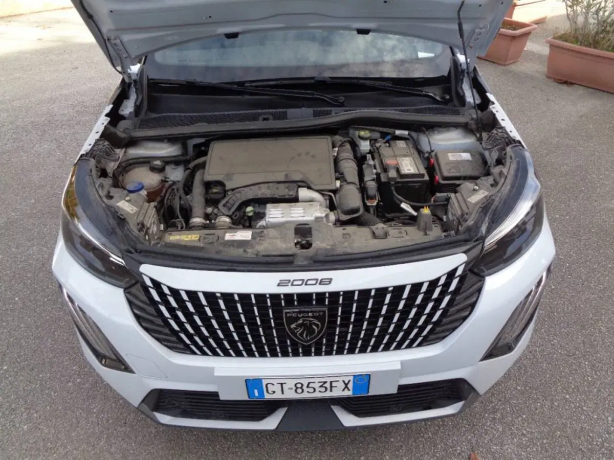Peugeot 2008 usata a Salerno (10)